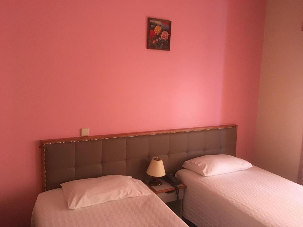 Florinda Bed & Breakfast Кавес Екстериор снимка
